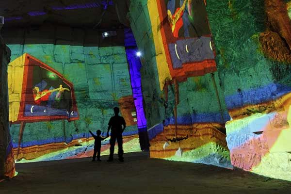 Cave Experience Nederland Licht en geluid show