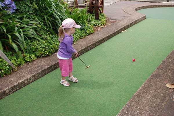 Minigolf in Giethoorn Nederland