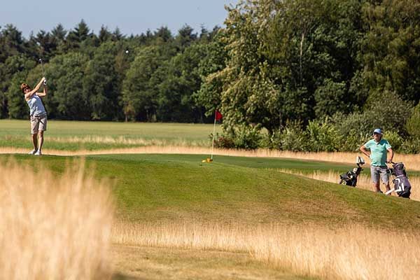 Camping met volwaardige golfbaan in Nederland