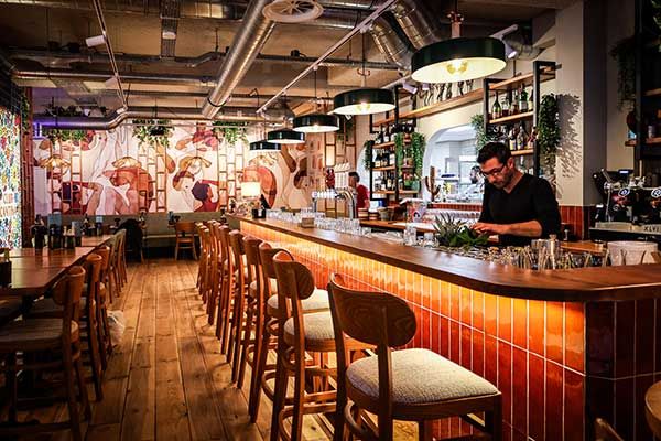 Op Restaurant gaan in Haarlem