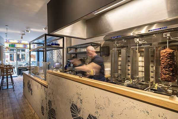 Op restaurant gaan bij Grieks Restaurant in Amsterdam