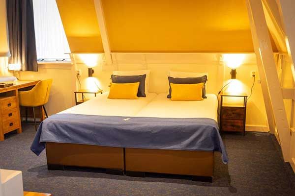 Hotelkamer van Hotel De Gulden Leeuw in Workum