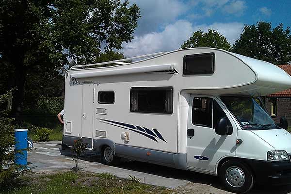 Camperplaats bij de Efteling in Nederland